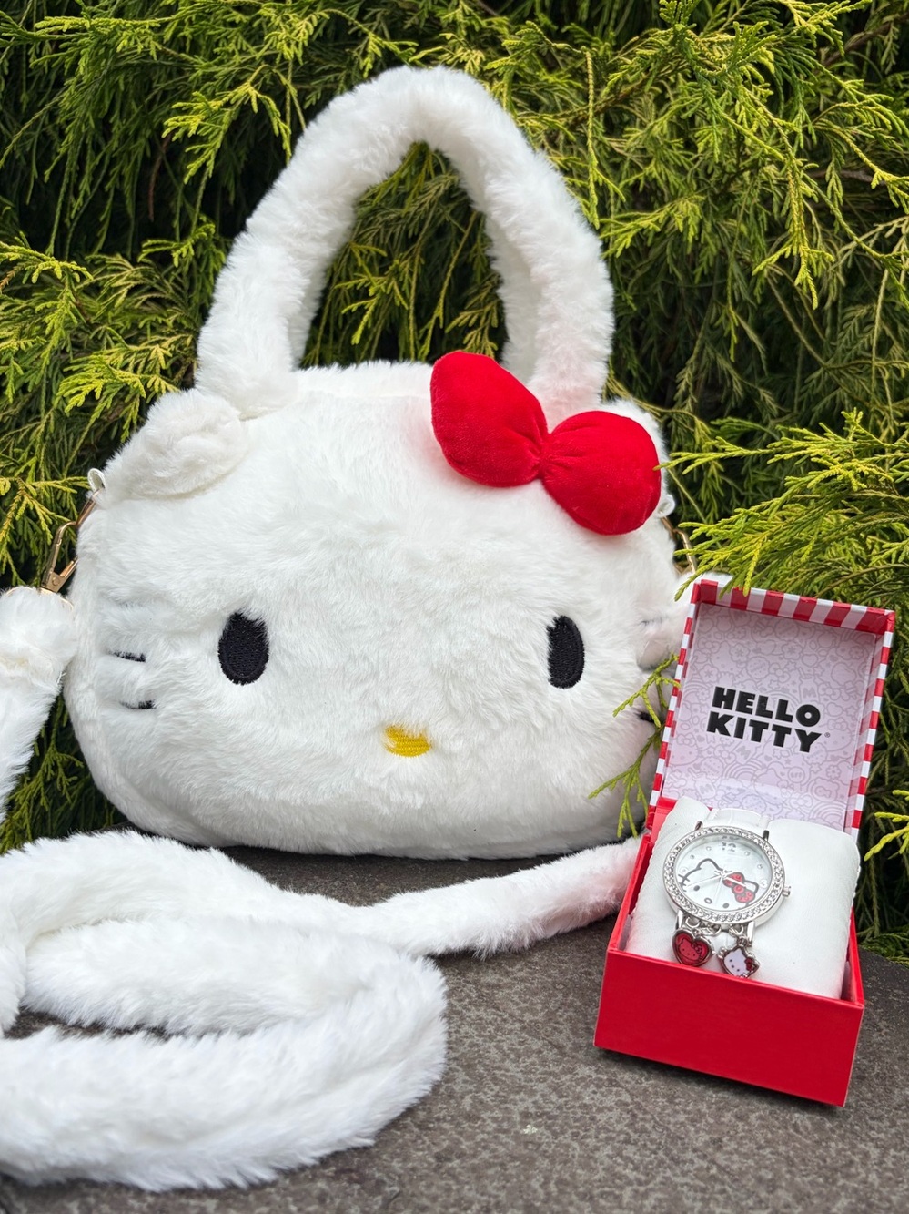 Hello Kitty Plush Faux Fur Crossbody Bag & Watch Set